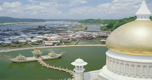 10 มัสยิดงามที่ต้องไปเยือนให้ได้สักครั้งในชีวิต